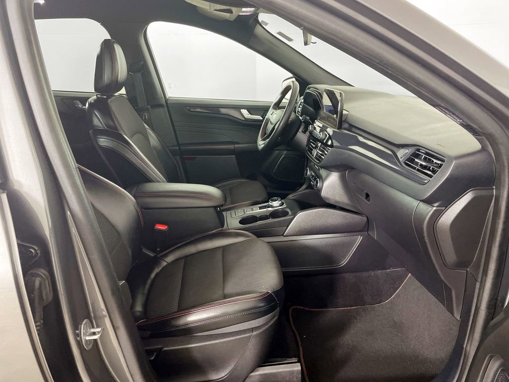 Used 2023 Ford Escape ST-Line image 29