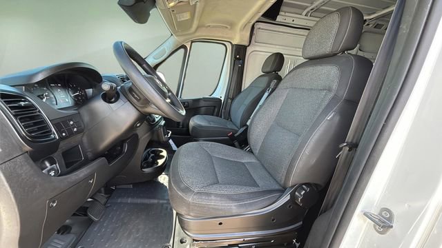 Used 2025 RAM ProMaster 2500 w/ Convenience Group FWD image 18