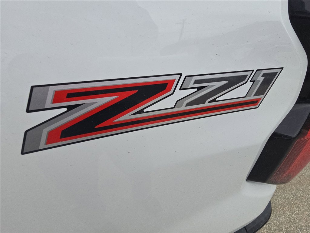 New 2025 Chevrolet Colorado Z71 image 30