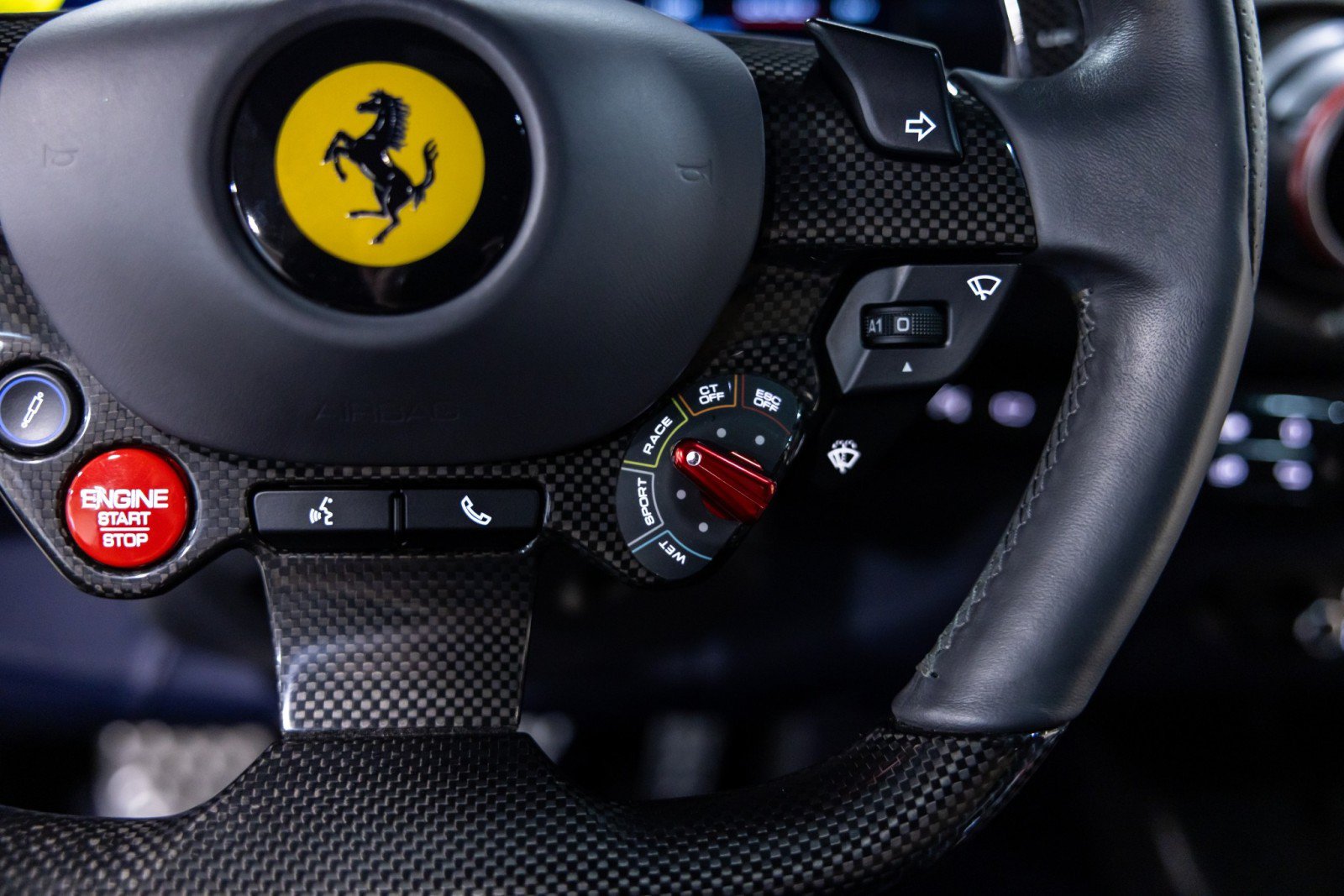 Used 2019 Ferrari 812 Superfast RWD image 44