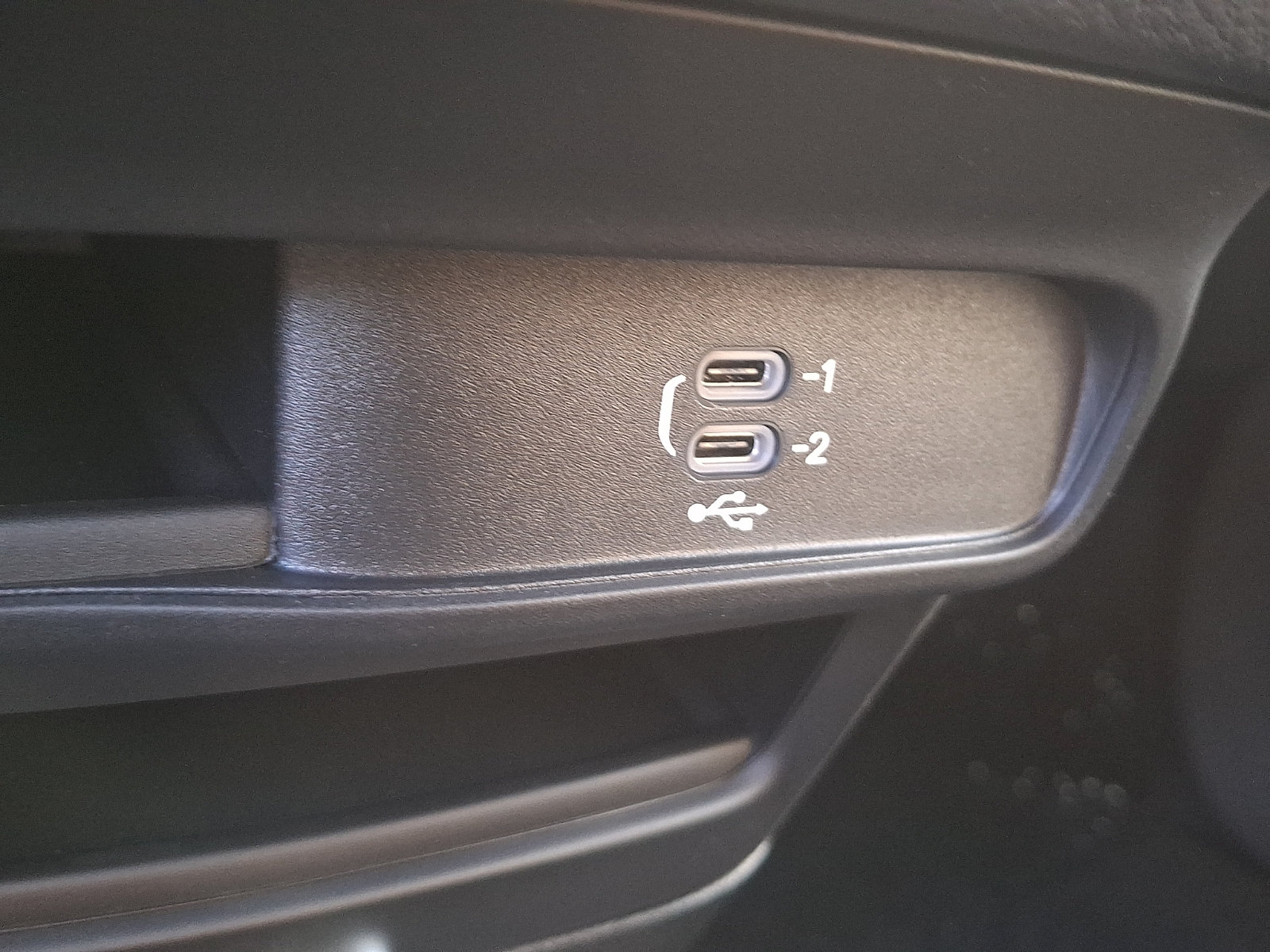 New 2027 Chrysler Pacifica Select AWD/4WD image 20