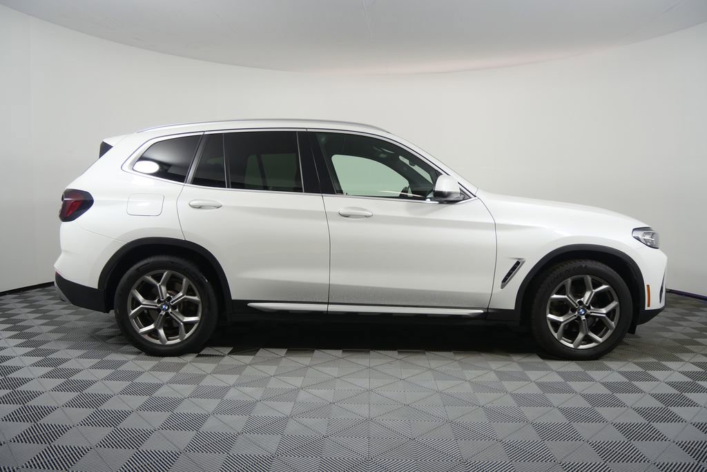 Used 2024 BMW X3 sDrive30i image 2
