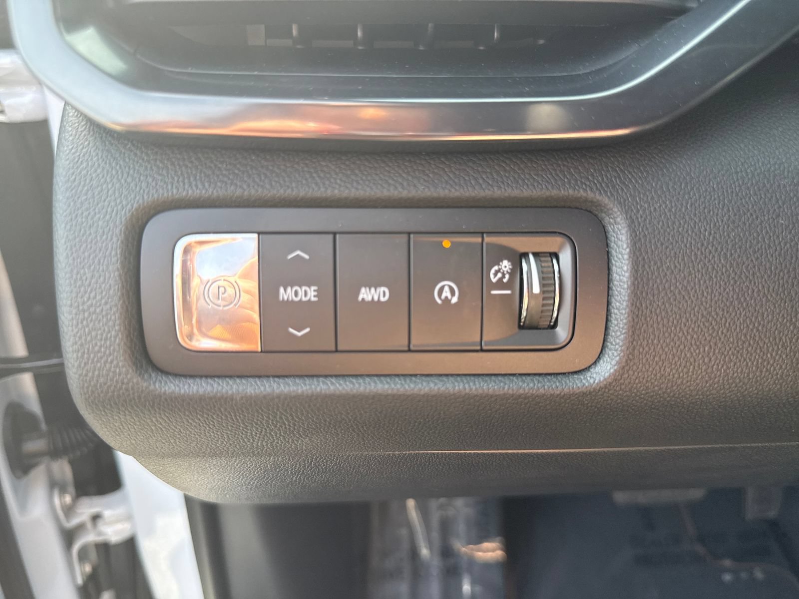 New 2026 GMC Acadia AT4 w/ Super Cruise Package AWD/4WD image 12