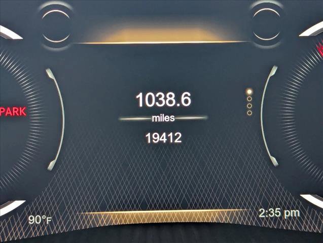 Used 2021 Aston Martin DBX image 11