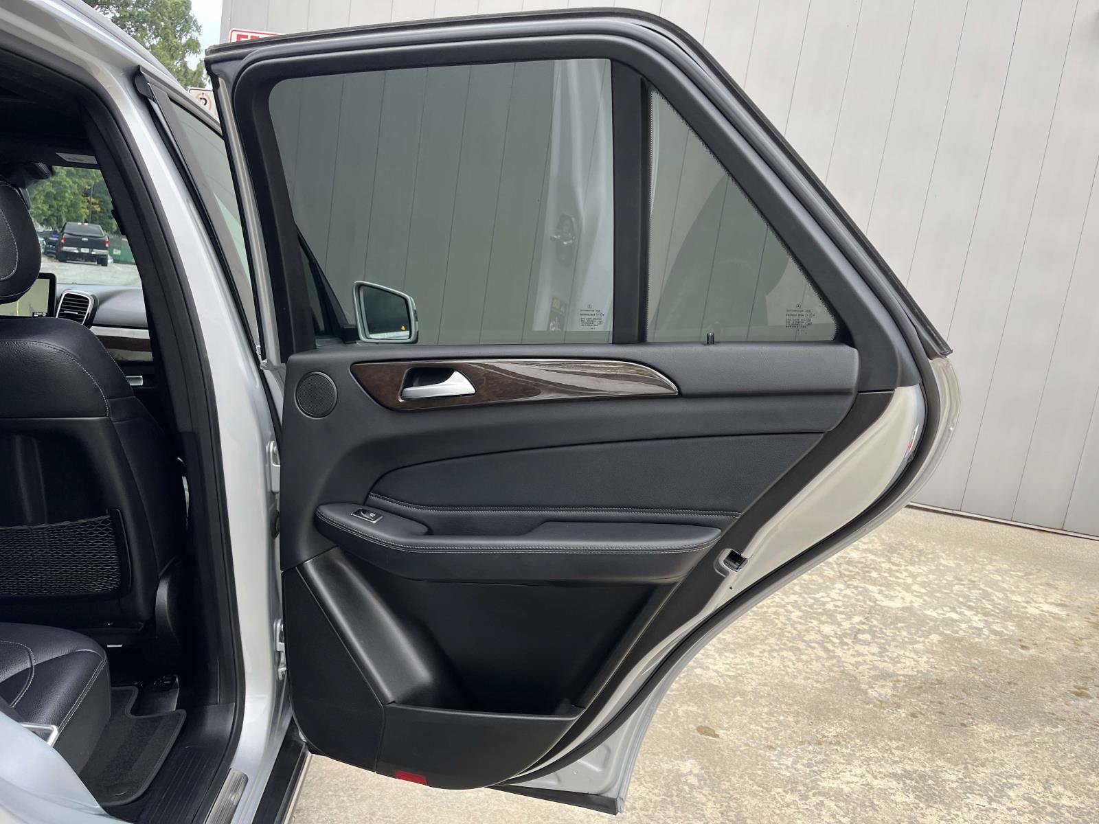 Used 2018 Mercedes-Benz GLE 350 4MATIC image 45