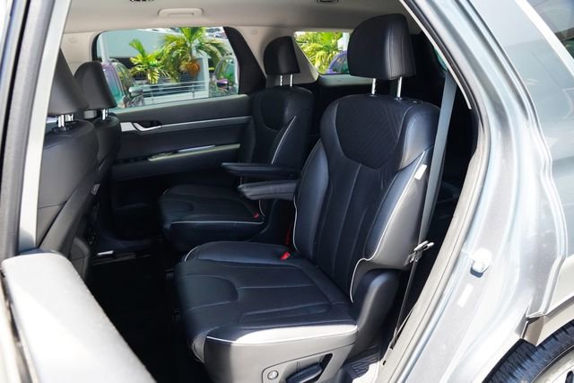Used 2023 Hyundai Palisade SEL FWD image 16