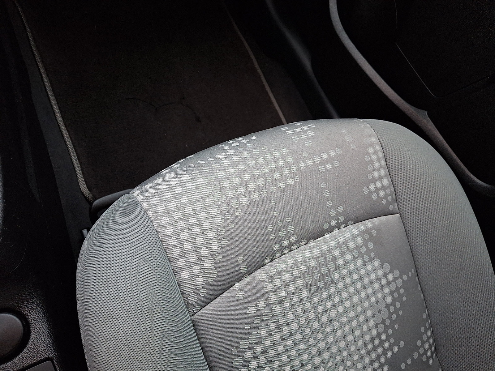 Used 2014 Chevrolet Sonic LS FWD image 25