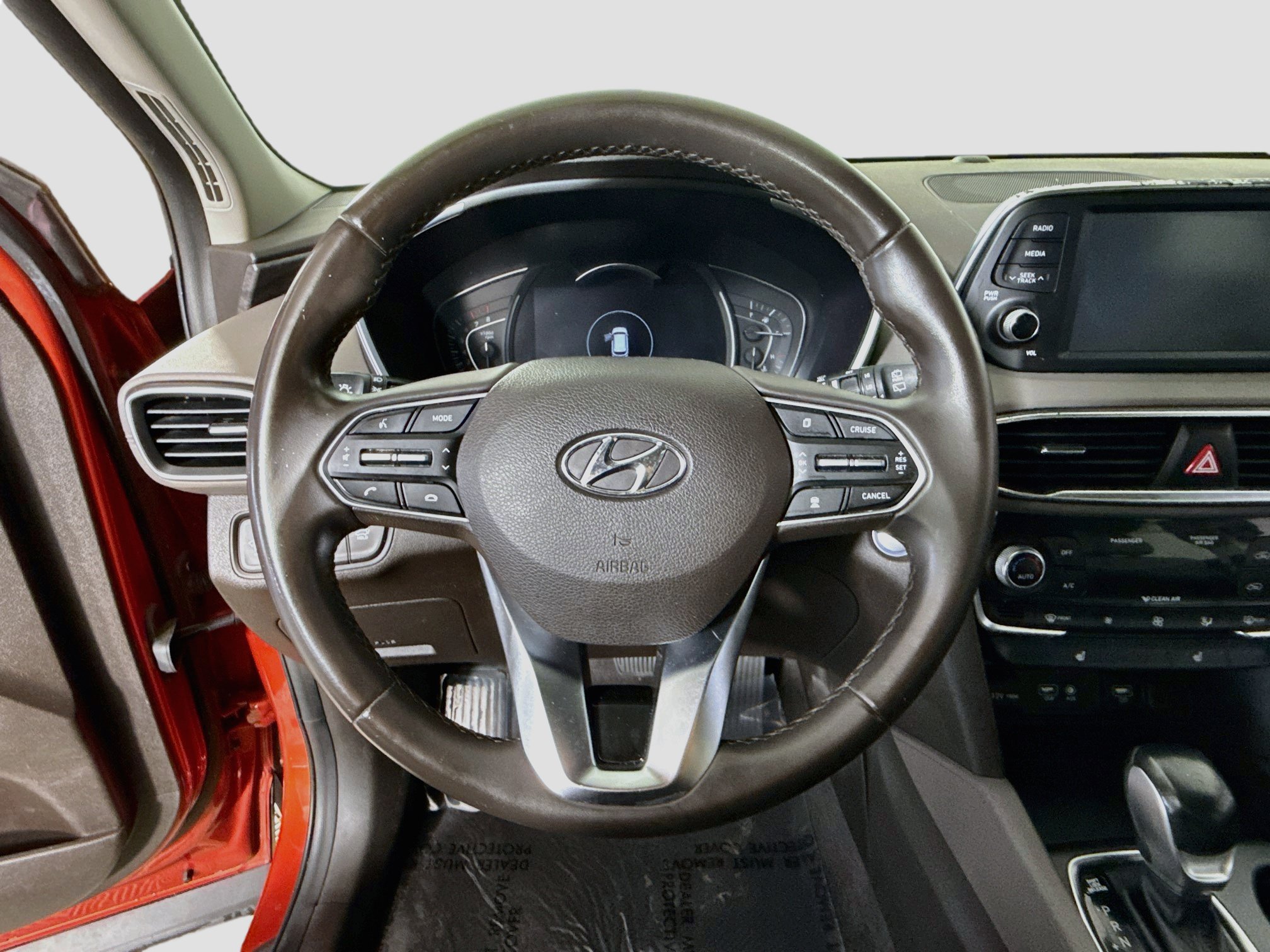 Used 2019 Hyundai Santa Fe SEL FWD image 13