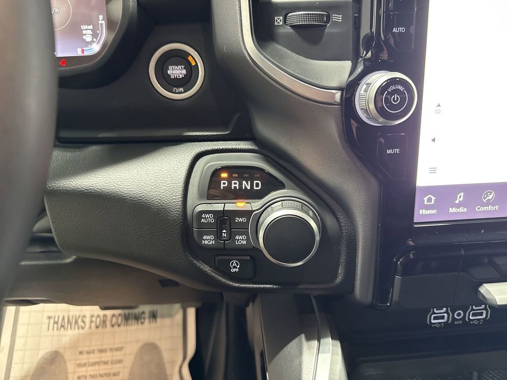 Used 2025 RAM 1500 Lone Star AWD/4WD image 16