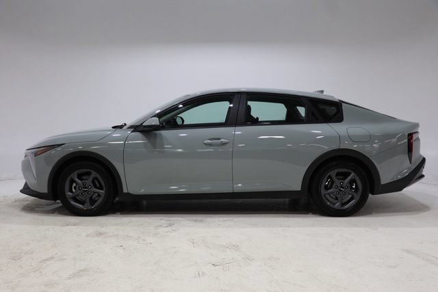 Used 2025 Kia K4 FWD image 4