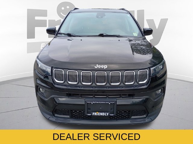 Used 2022 Jeep Compass Latitude w/ Convenience Group AWD/4WD image 2