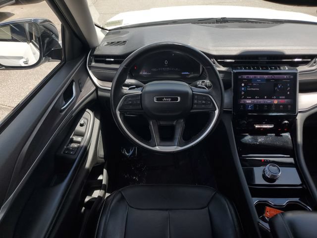 Certified 2022 Jeep Grand Cherokee L Limited RWD image 24