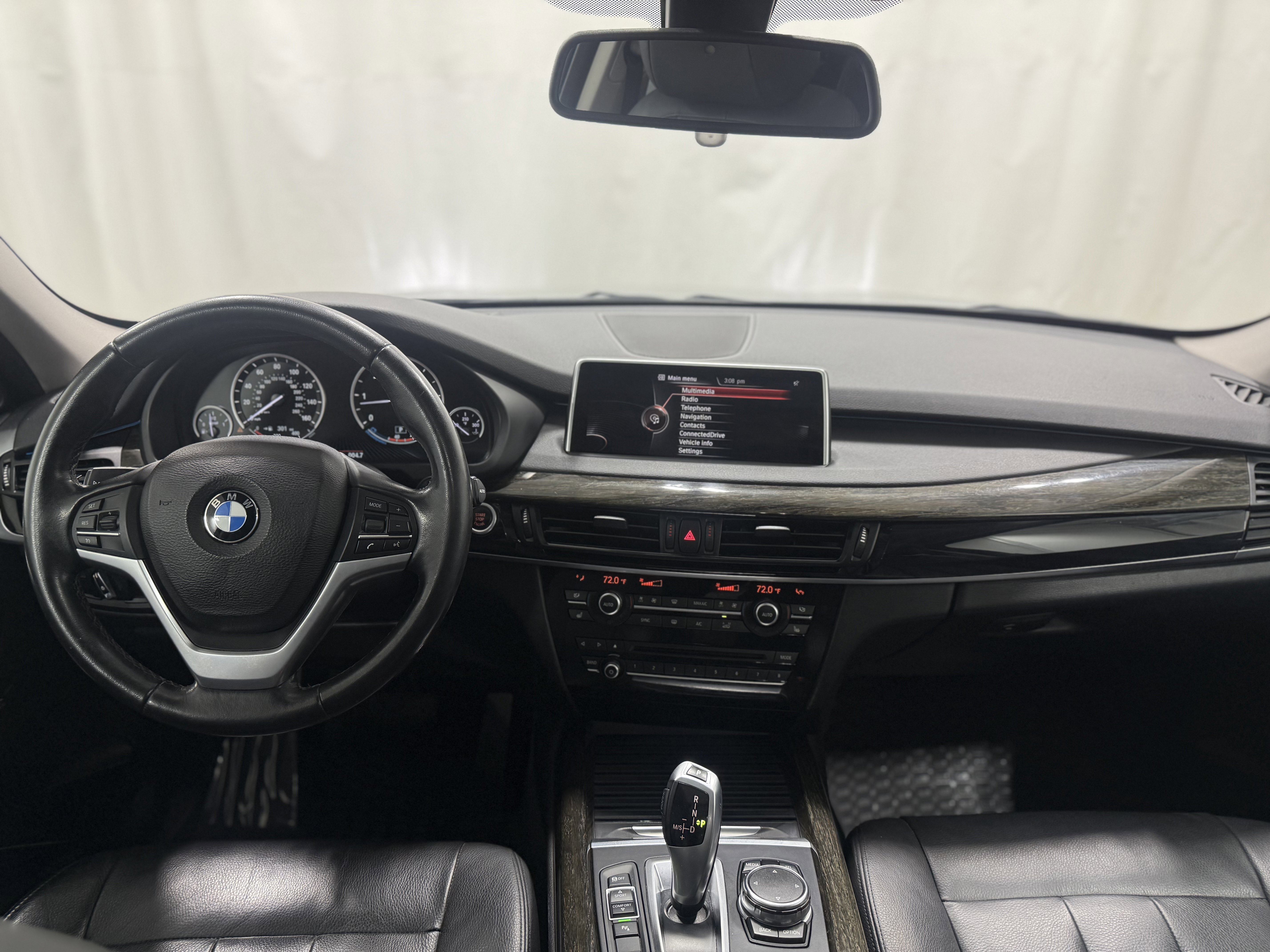Used 2015 BMW X5 xDrive35d image 21
