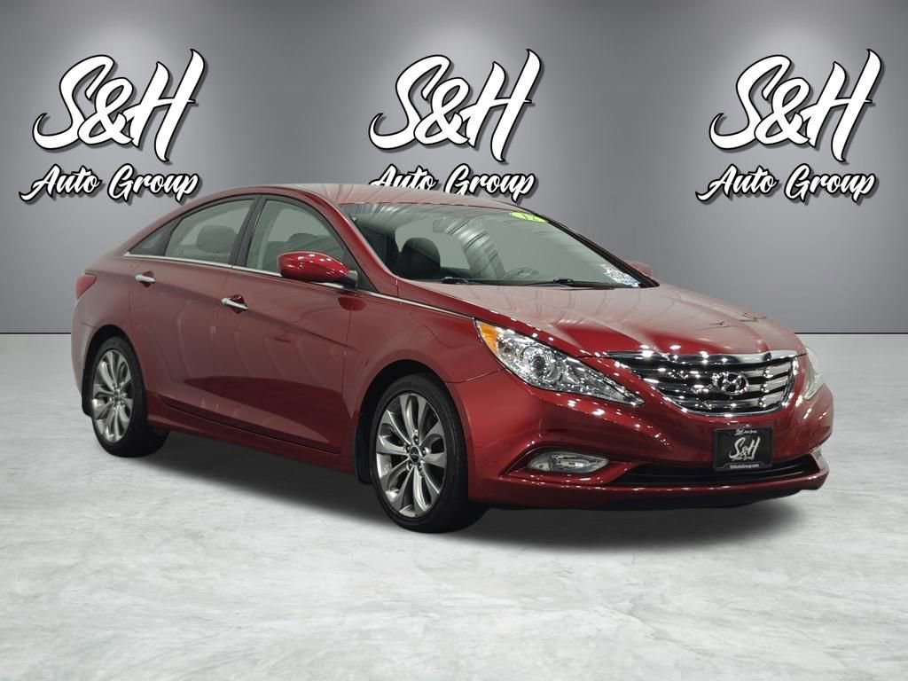 Used 2012 Hyundai Sonata SE FWD image 2