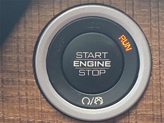 Used 2020 RAM 1500 Limited image 29