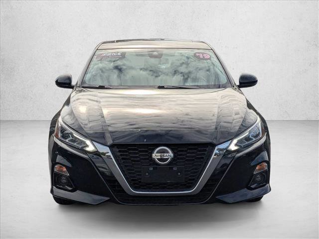 Used 2019 Nissan Altima 2.5 SV image 2