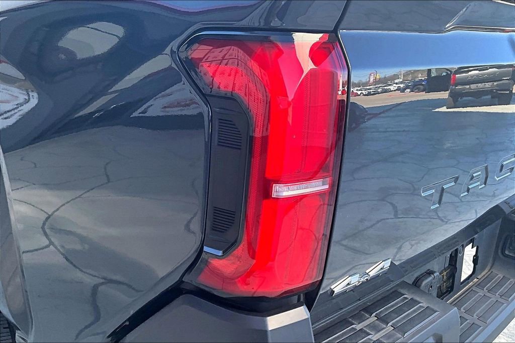 Certified 2025 Toyota Tacoma SR image 19