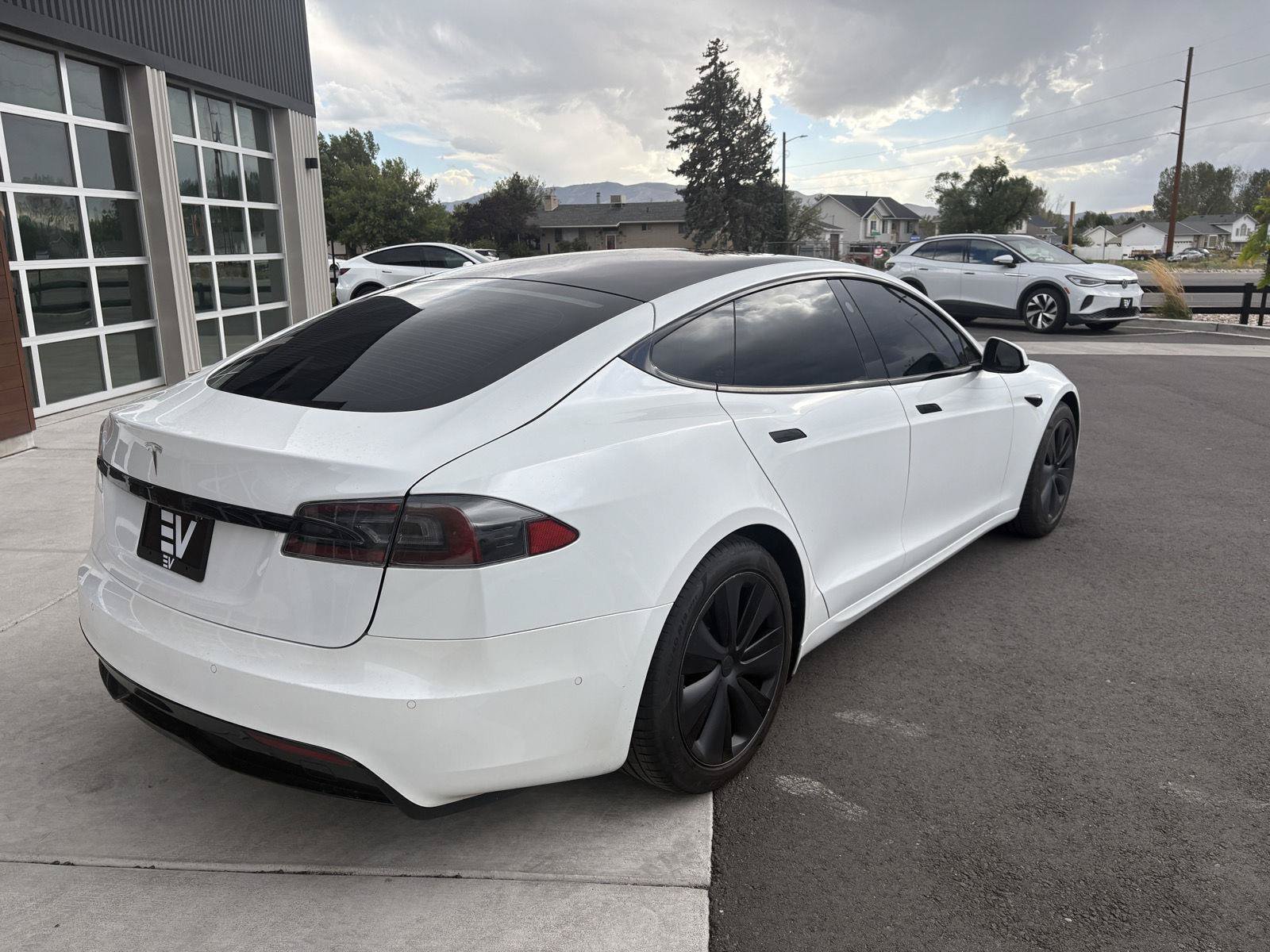 Used 2022 Tesla Model S AWD/4WD image 7