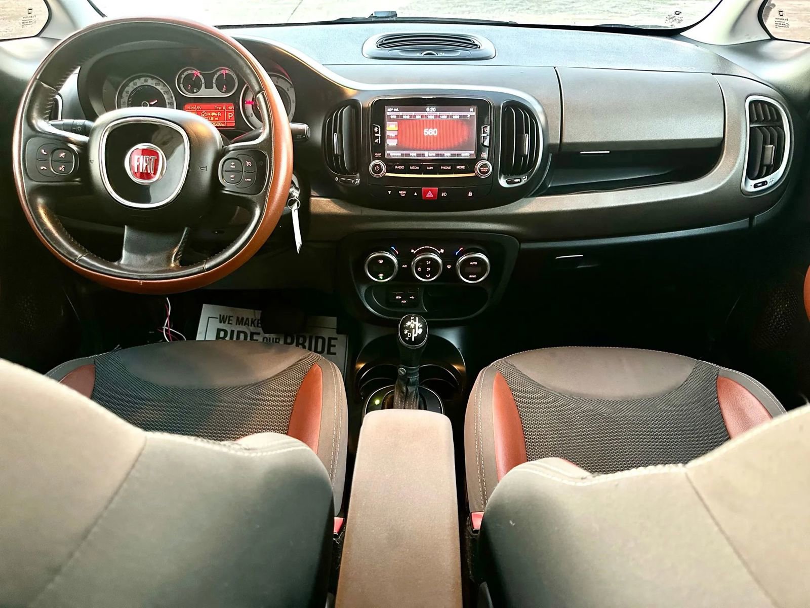 Used 2014 FIAT 500L Trekking w/ Popular Equipment Group image 19