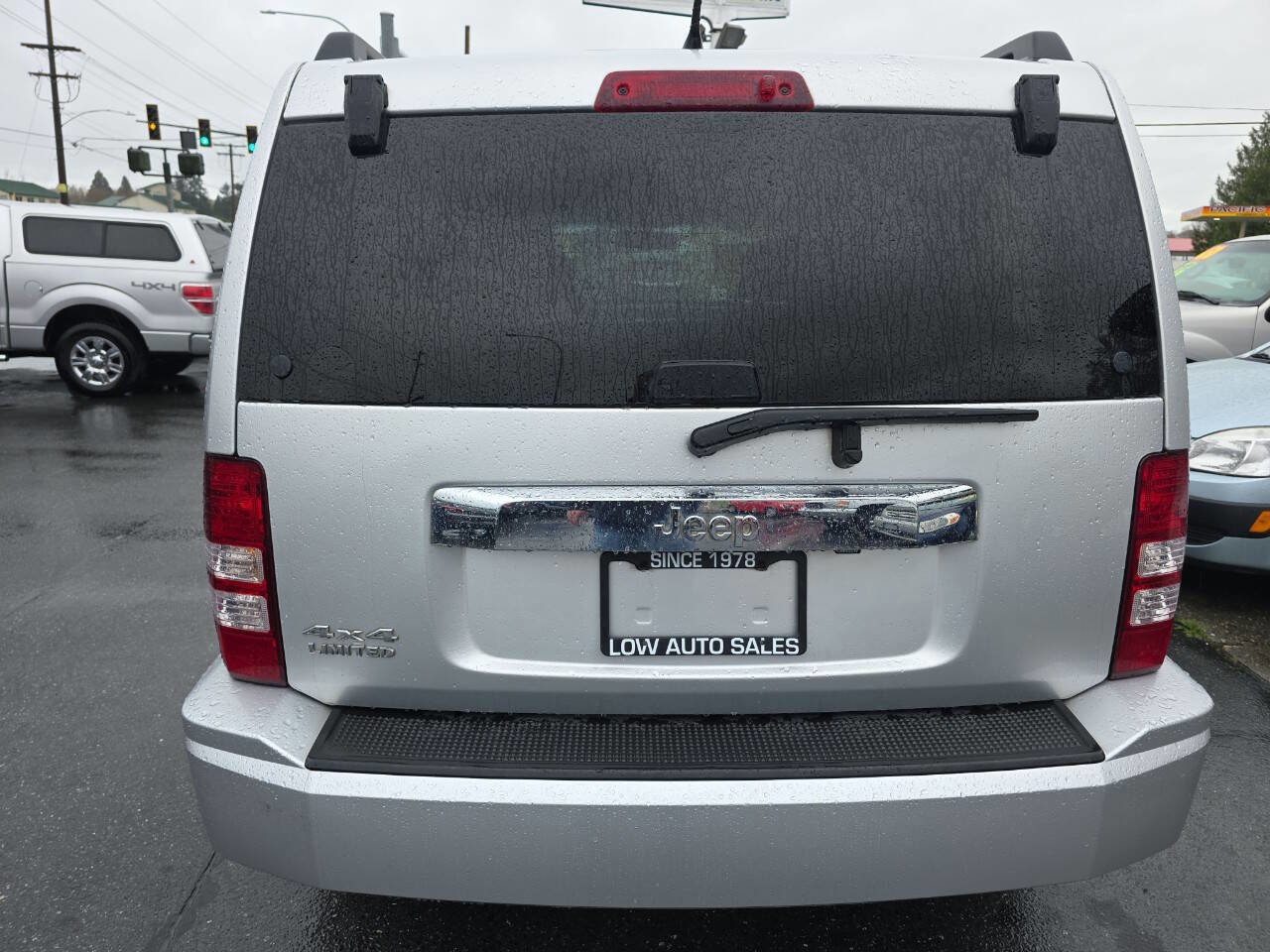 Used 2011 Jeep Liberty Limited image 6