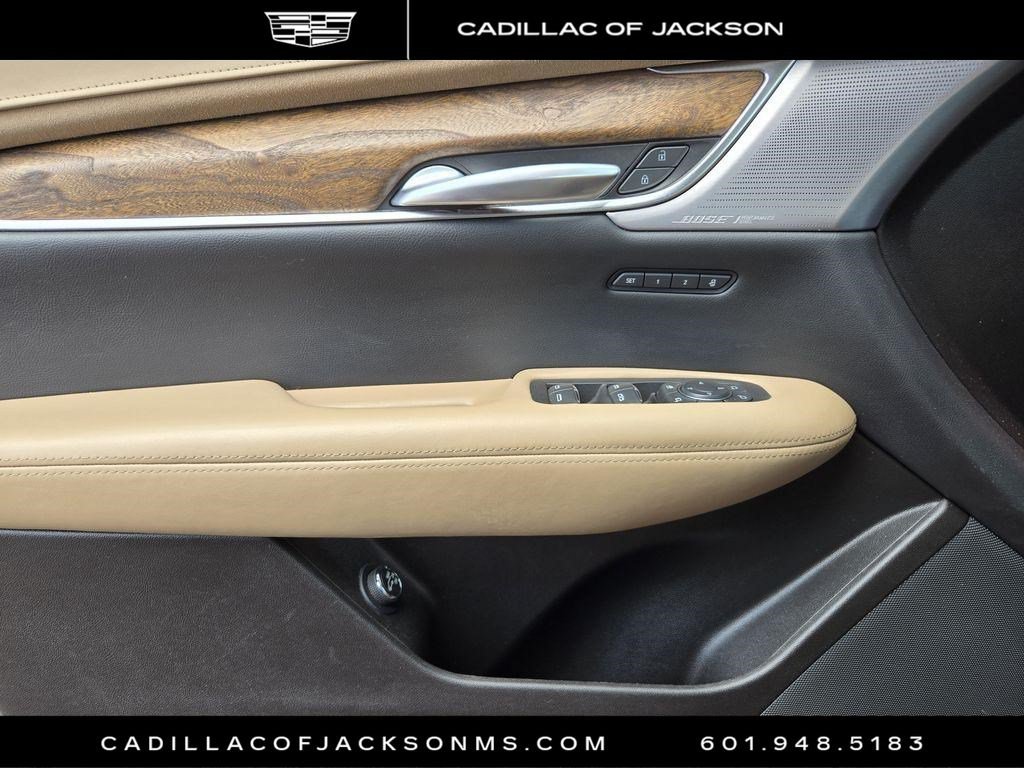 Certified 2023 Cadillac XT5 Premium Luxury w/ Platinum Package AWD/4WD image 13