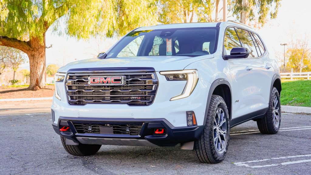 New 2026 GMC Acadia AT4 w/ Super Cruise Package video 2