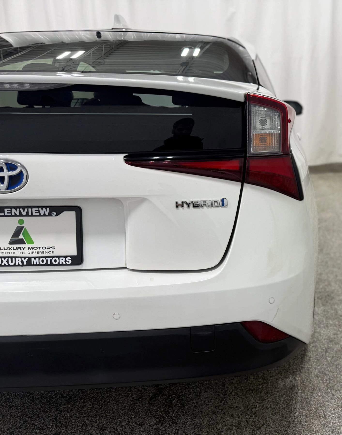 Used 2021 Toyota Prius LE image 39