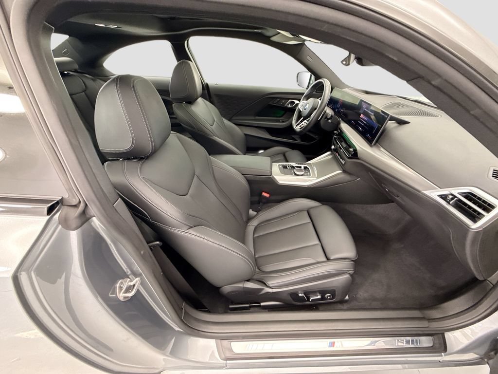 Used 2026 BMW 230i Coupe w/ Premium Package RWD image 19