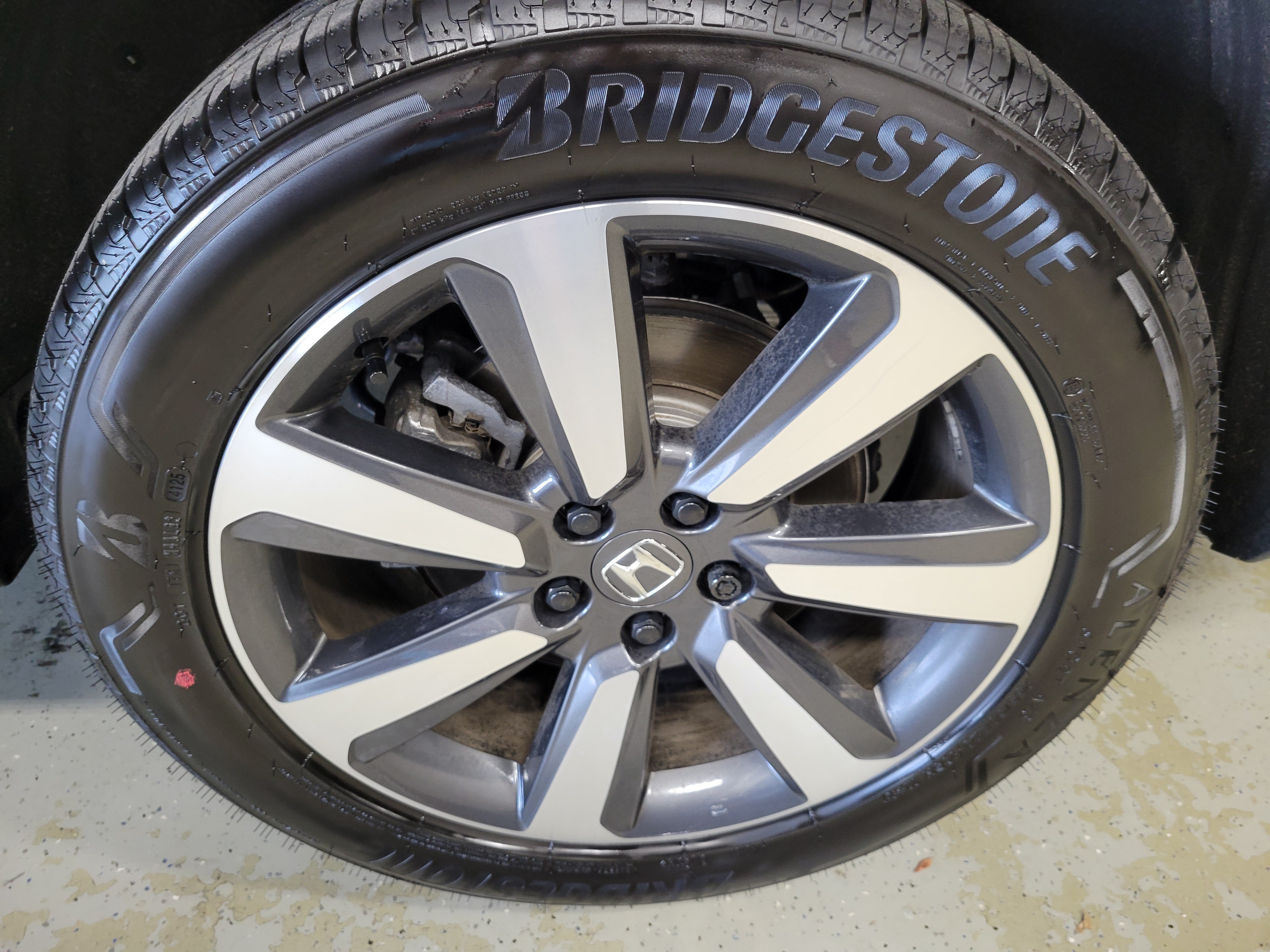 Certified 2025 Honda Pilot Touring image 7