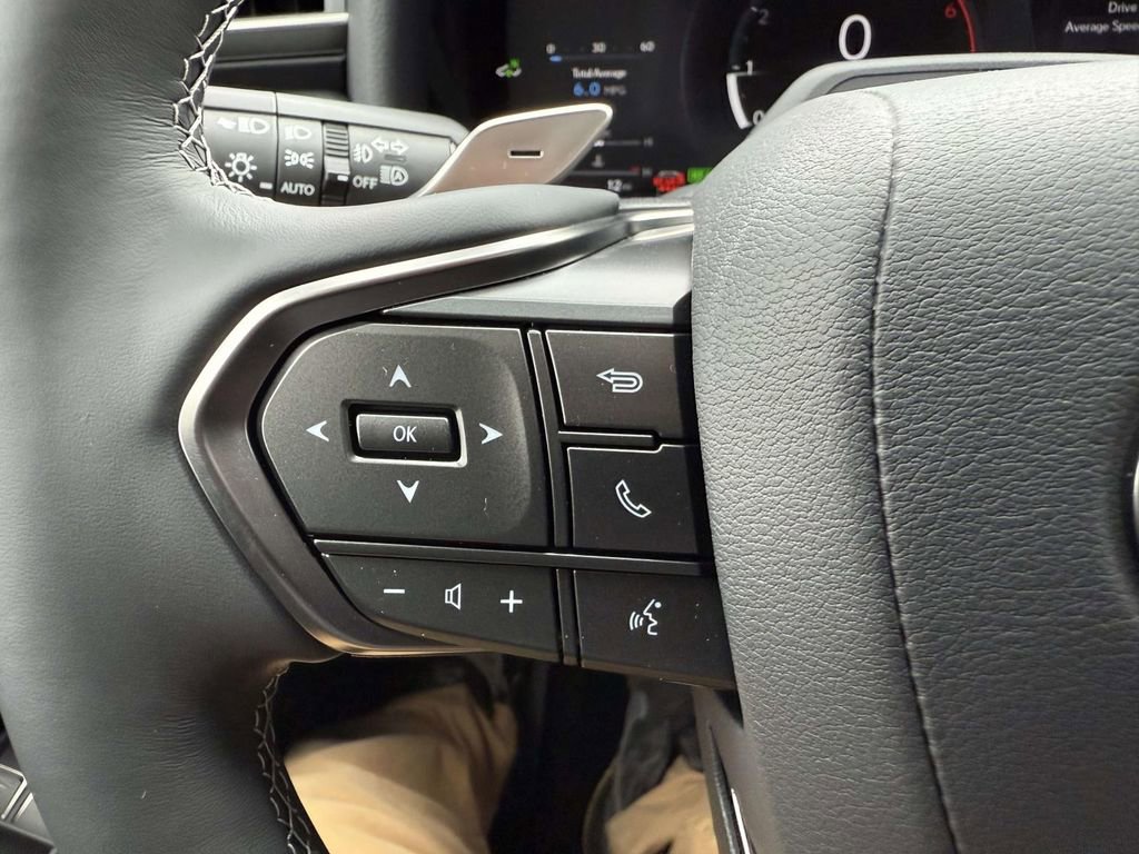 New 2025 Lexus LX 700h Overtrail image 18