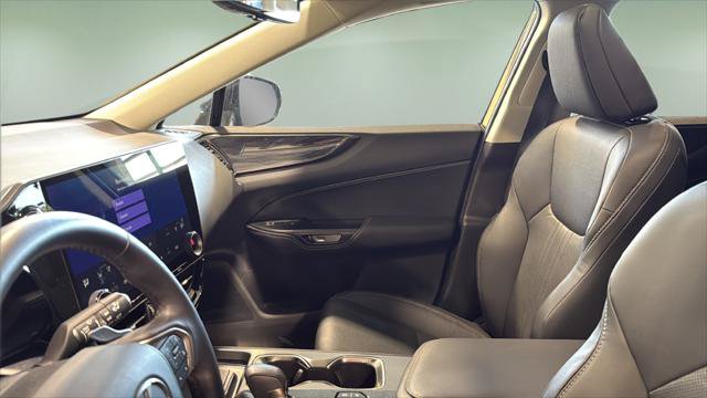 Certified 2025 Lexus NX 350 AWD w/ Accessory Package (2T) image 22