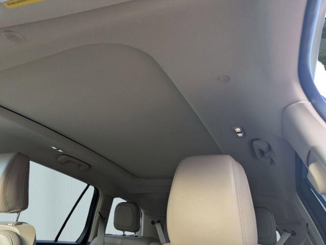 Used 2022 Lincoln Aviator Reserve image 23