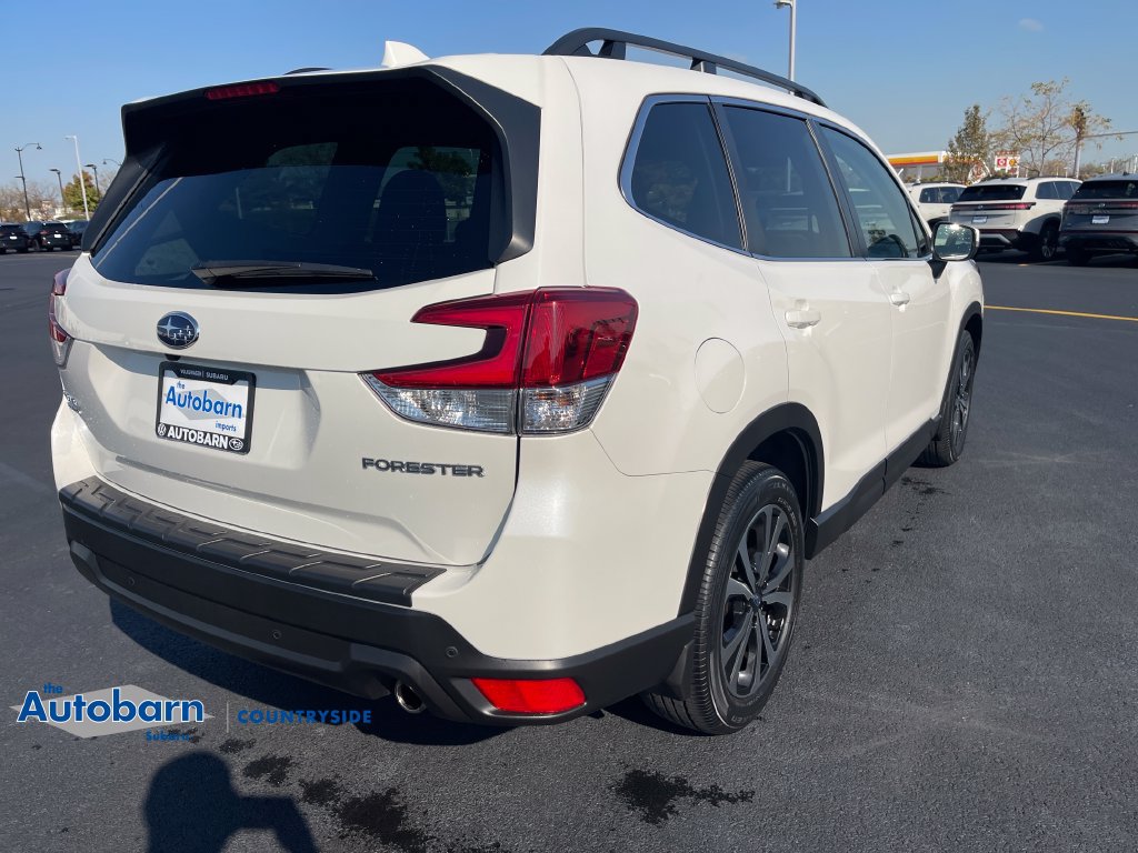 Certified 2023 Subaru Forester Limited AWD/4WD image 5