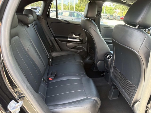 Used 2023 Mercedes-Benz GLA 250 w/ Premium Package image 19