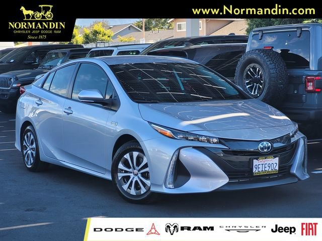 Used 2022 Toyota Prius Prime XLE