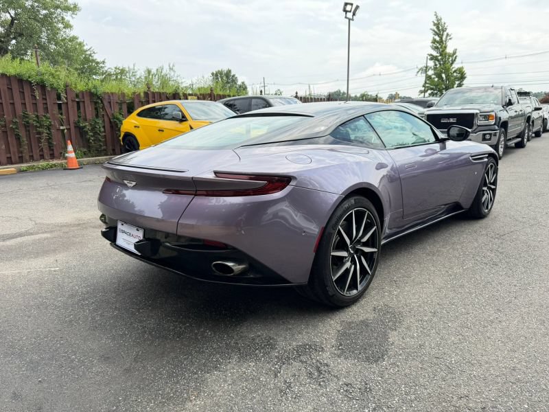 Used 2017 Aston Martin DB11 V12 RWD image 6