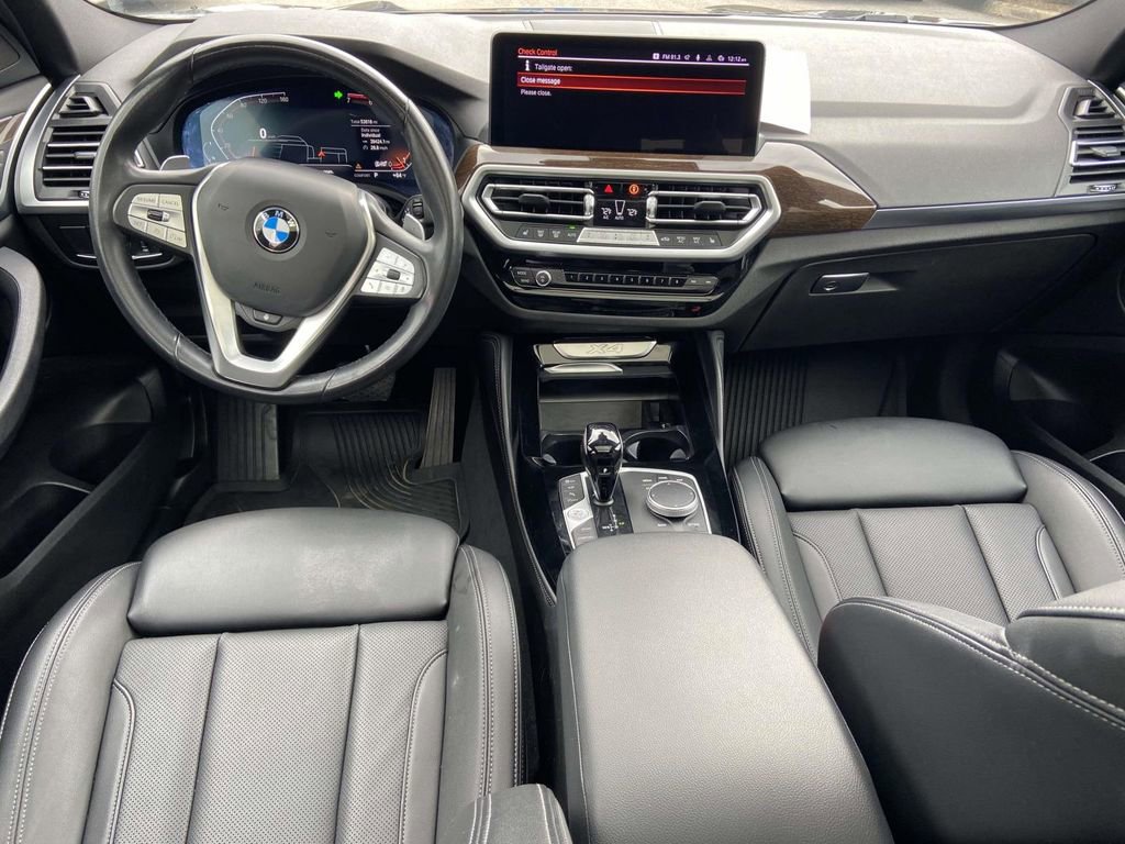 Used 2022 BMW X4 xDrive30i w/ Parking Assistance Package image 12