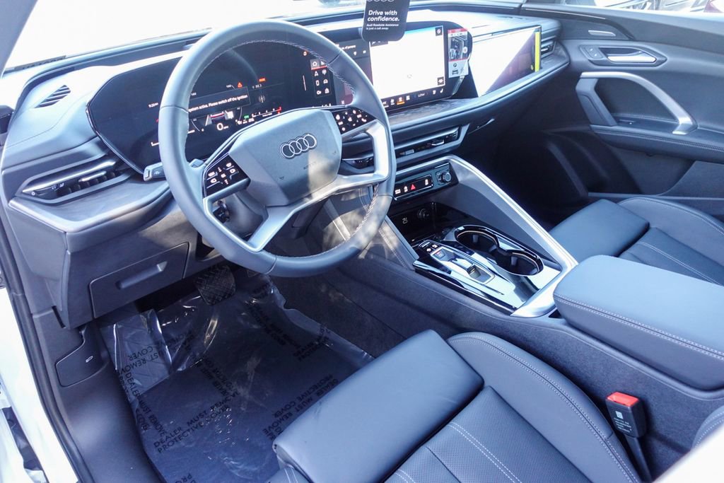 New 2025 Audi Q5 Prestige image 11