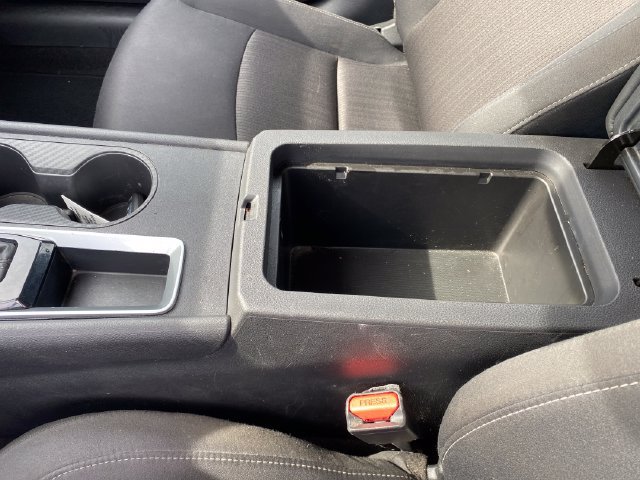 Used 2025 Nissan Altima 2.5 SV FWD image 13