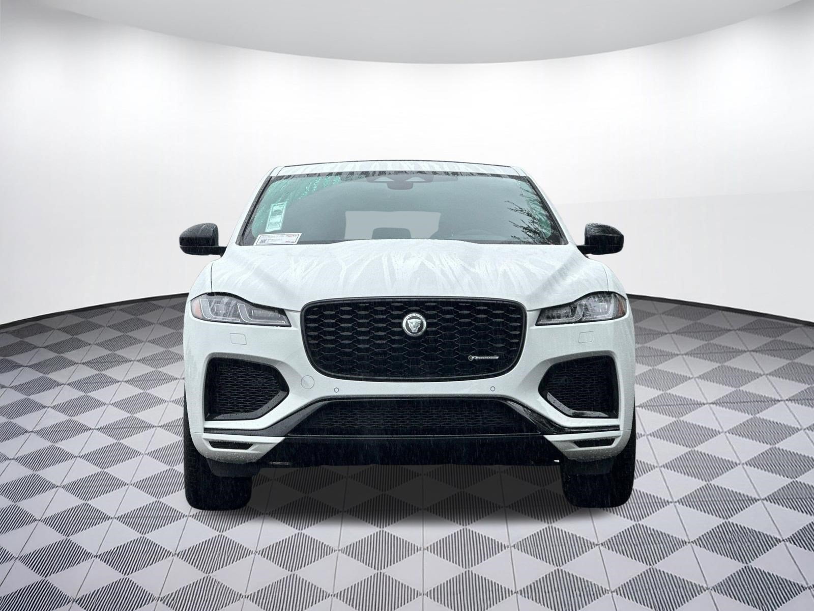 New 2025 Jaguar F-PACE R-Dynamic S AWD/4WD image 5