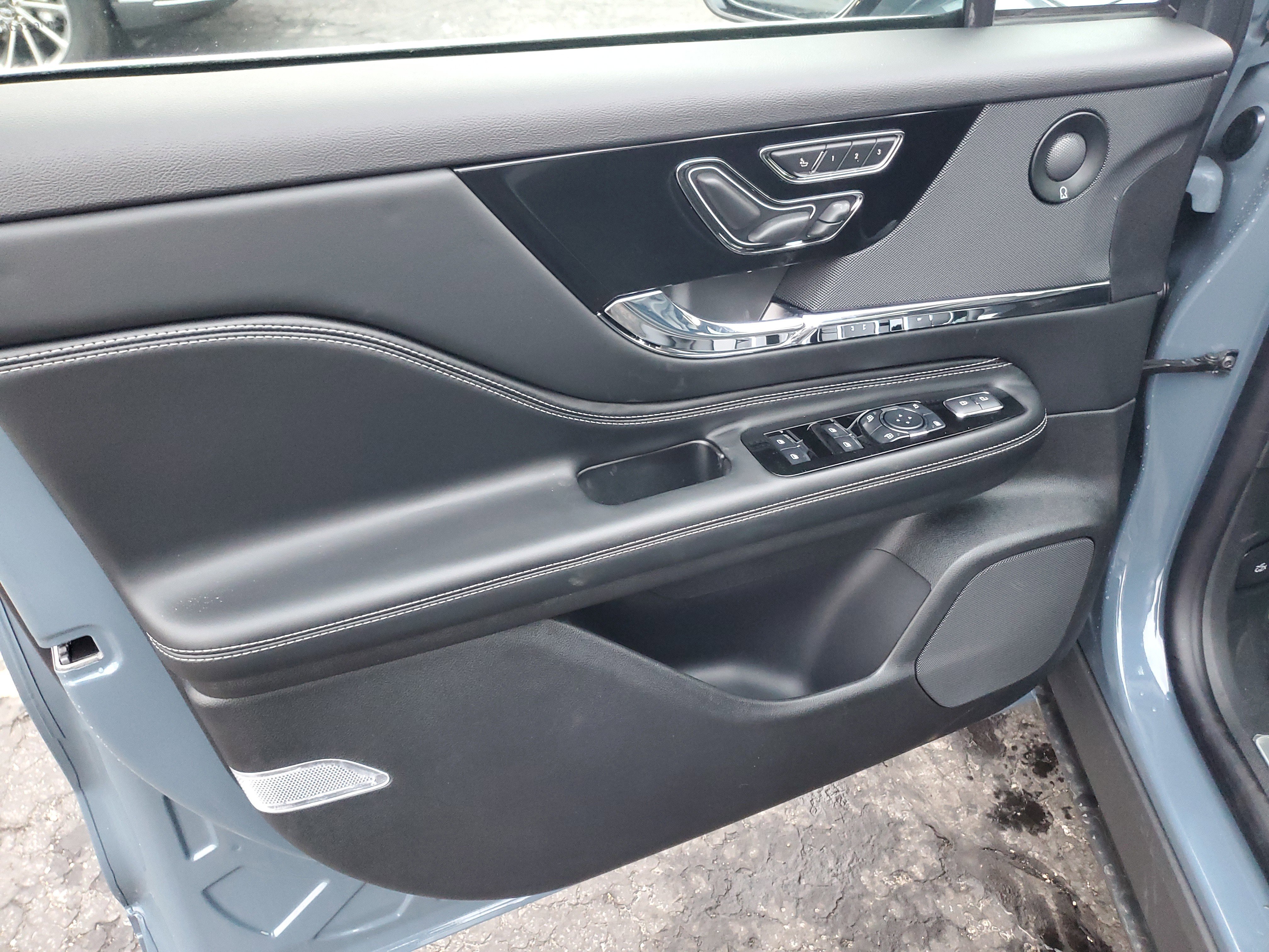 New 2026 Lincoln Corsair Grand Touring image 8