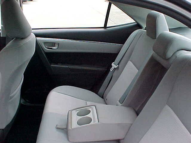 Used 2015 Toyota Corolla LE w/ Body Protection Package #1 FWD image 9