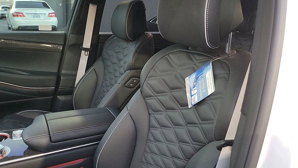 New 2025 Genesis GV80 3.5T e-SC image 18