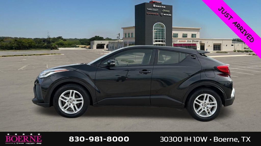 Used 2021 Toyota C-HR LE FWD image 6