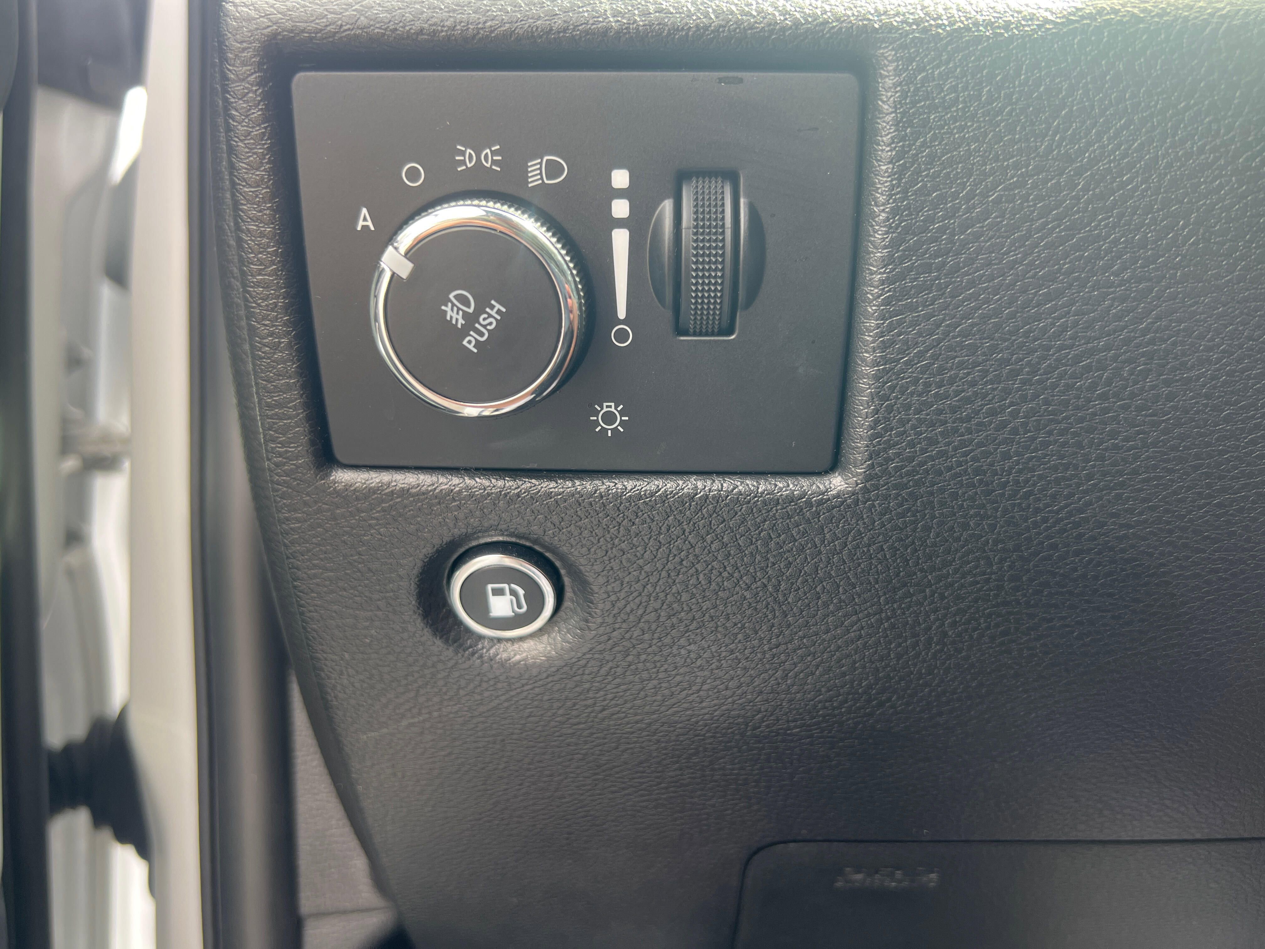 Used 2020 Jeep Grand Cherokee High Altitude image 22