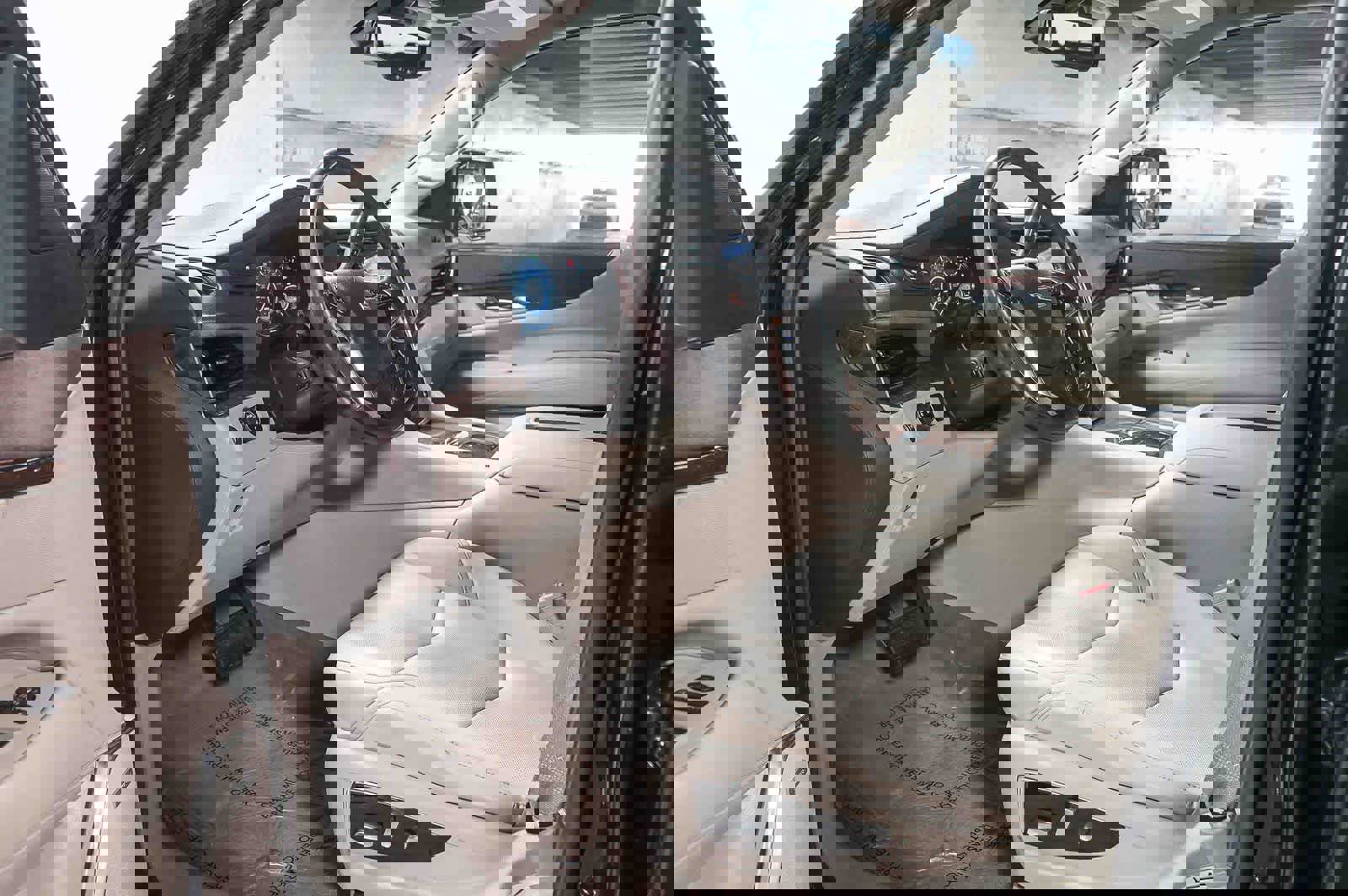 Used 2016 Cadillac Escalade ESV Premium image 18