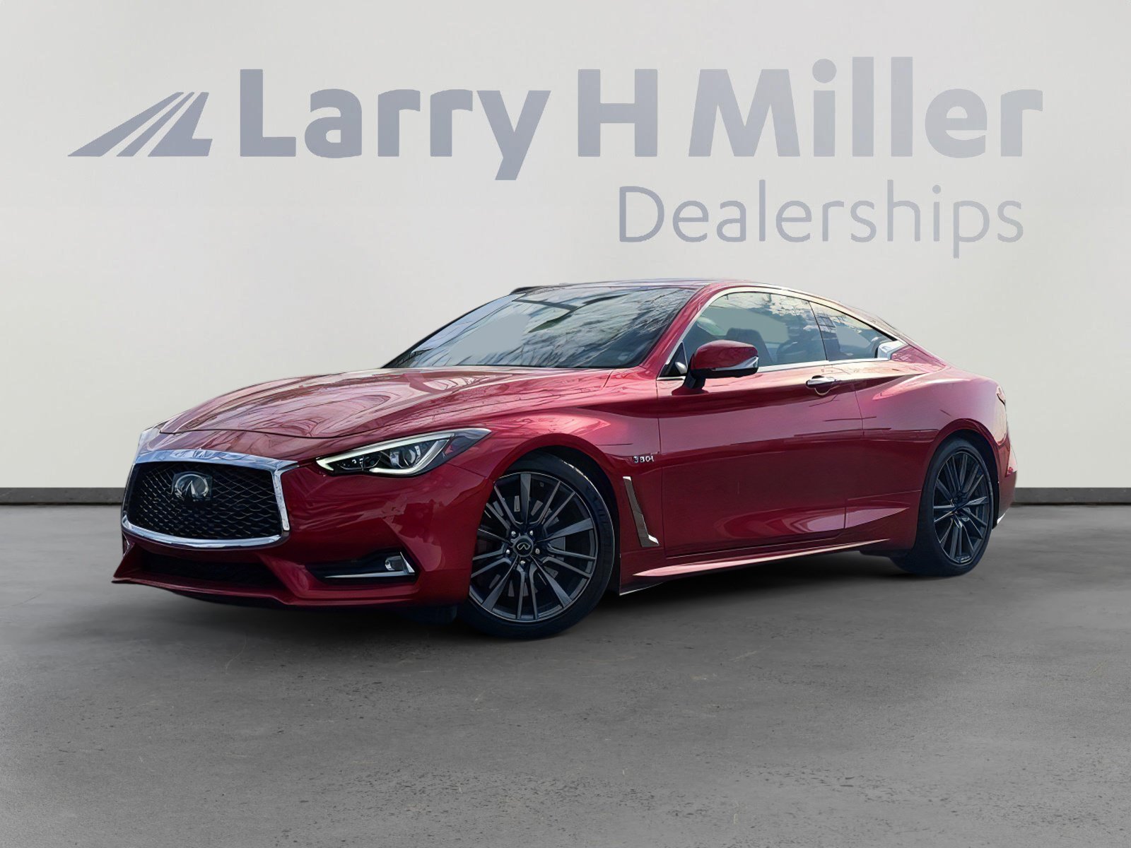 Used 2017 INFINITI Q60 Red Sport 400