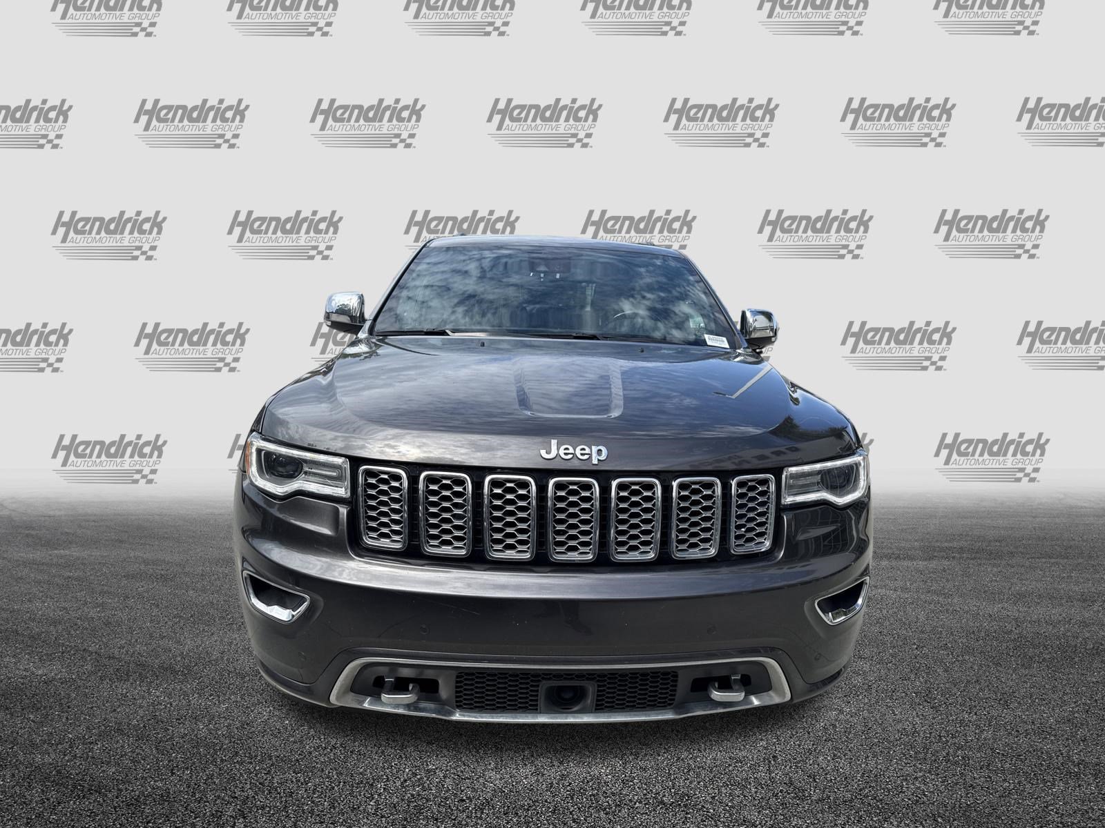 Used 2018 Jeep Grand Cherokee Overland AWD/4WD image 5