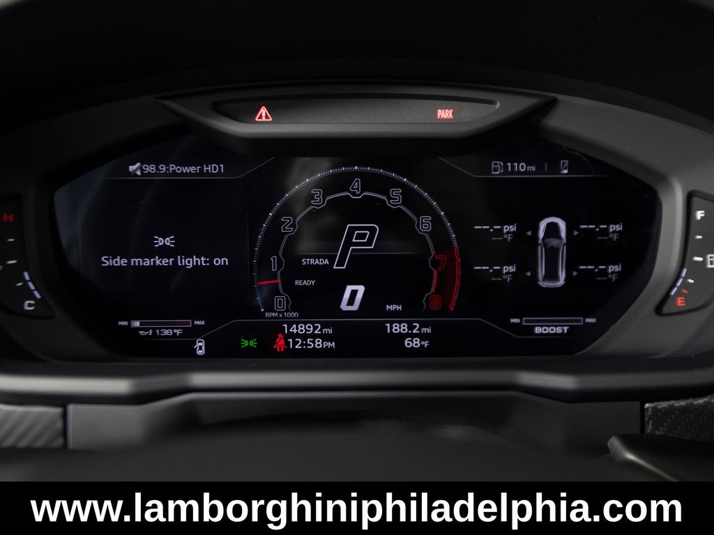 Used 2024 Lamborghini Urus Performante AWD/4WD image 17