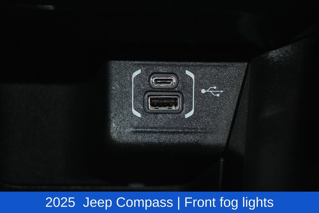 Used 2025 Jeep Compass Latitude w/ Sun & Sound Group AWD/4WD image 22